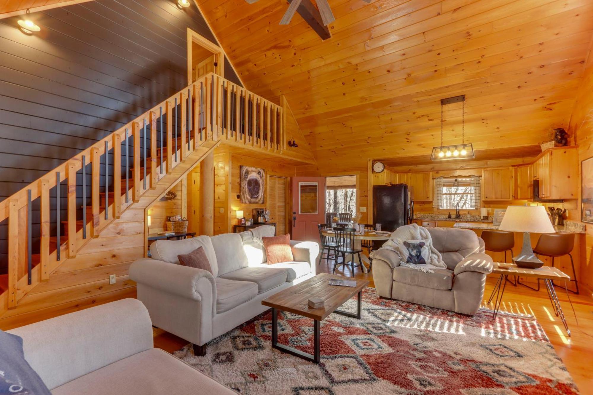 Blue Ridge Cabin Hot Tub, Fire Pit And Grill! المظهر الخارجي الصورة