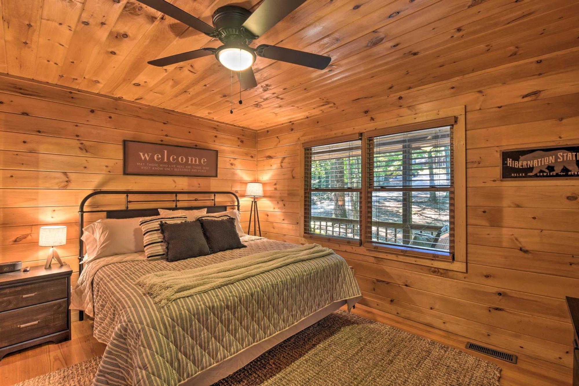 Blue Ridge Cabin Hot Tub, Fire Pit And Grill! المظهر الخارجي الصورة