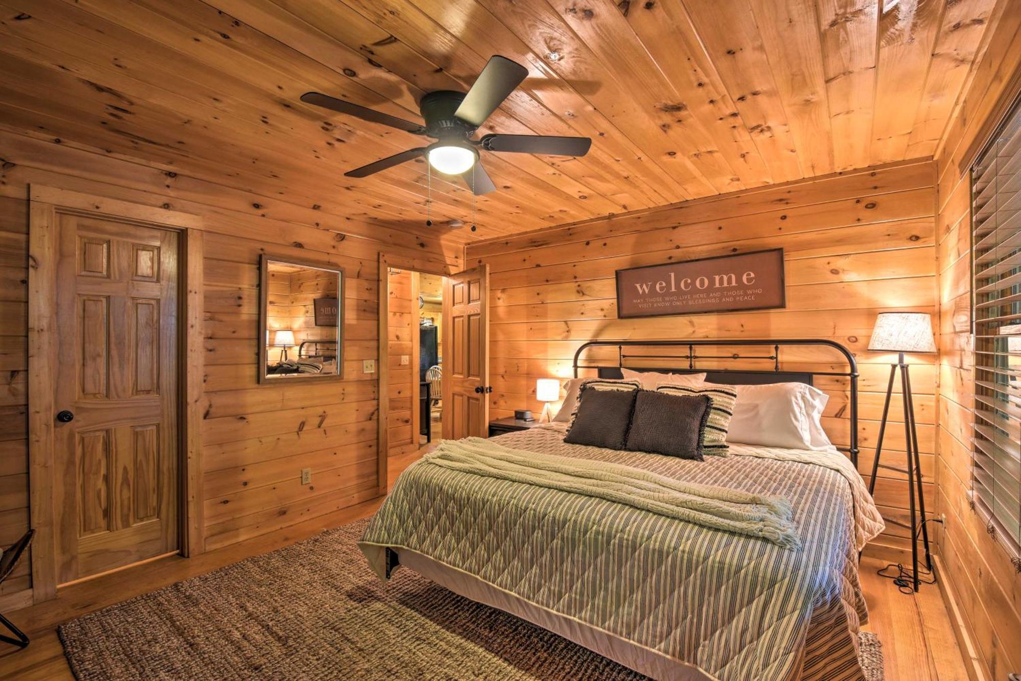 Blue Ridge Cabin Hot Tub, Fire Pit And Grill! المظهر الخارجي الصورة